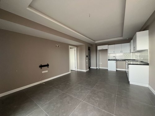  ERDEMLİ TÖMÜK MAHALLESİ'NDE SİTE İÇİ 1+1 KİRALIK DAİRE