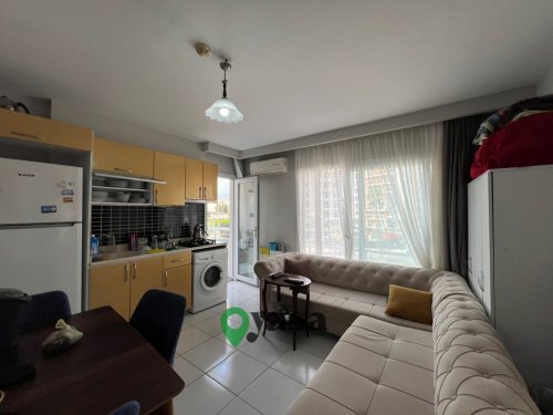 ÇİFTLİKKÖY ÜNİVERSİTE CADDESİNDE EŞYALI 1+1 KİRALIK